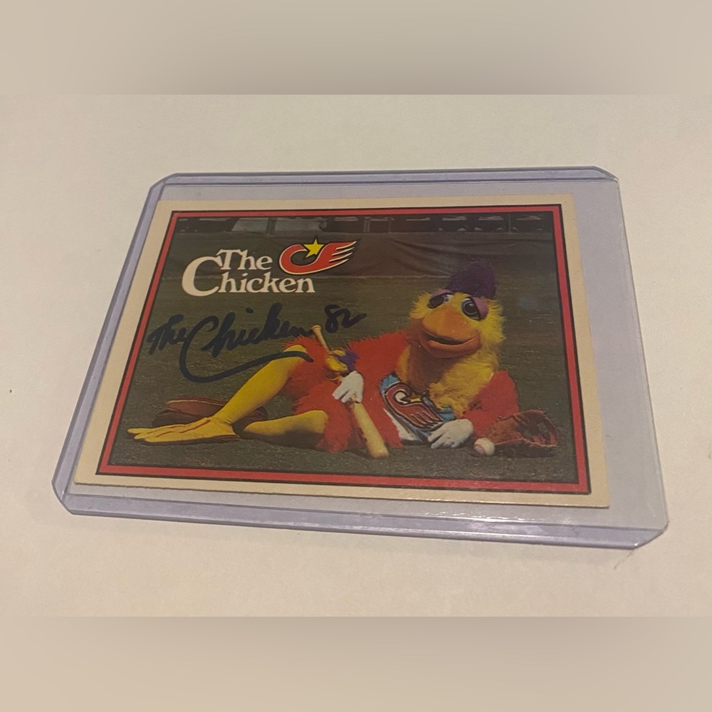 The San Diego Chicken Rare! Autographed 1982 Donruss Baseball Card #531 Vintage
